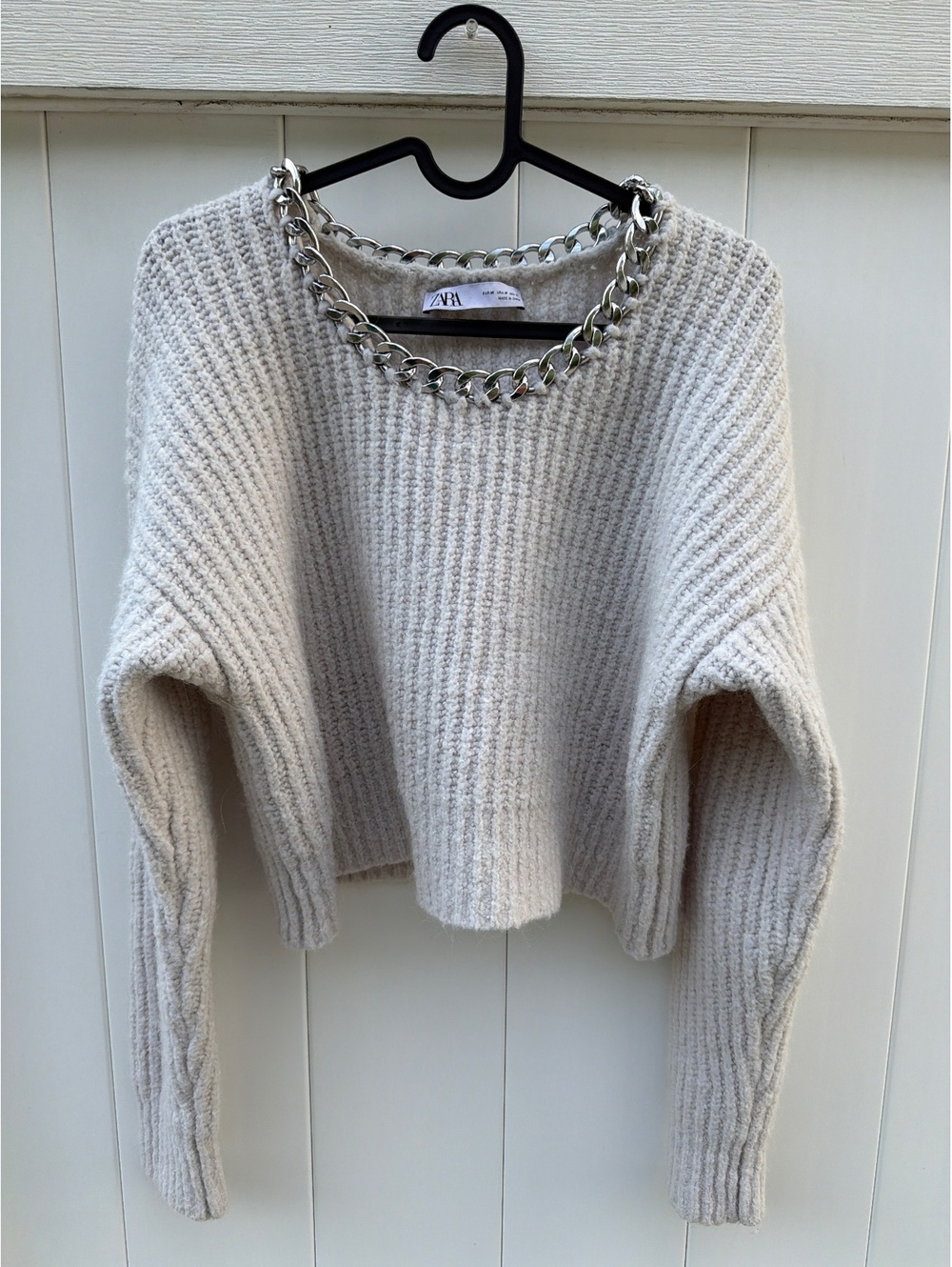 Zara Women's Medium Cream Chain Neck Ribbed Knit Sweater